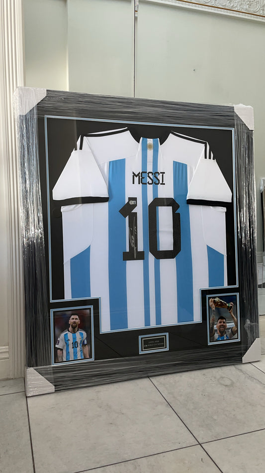 Lionel Messi Argentina World Cup Autographed Framed Jersey Authenticated by Beckett